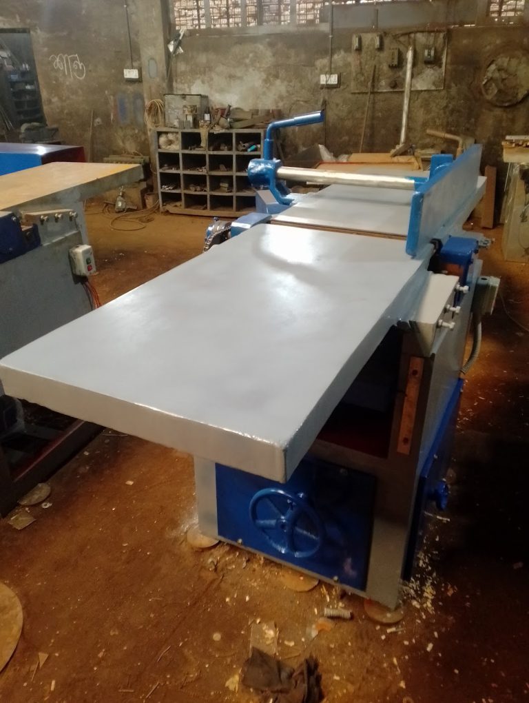 Everest Wood Working Machine's