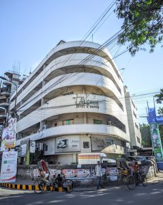 The Avenue Hotel & Suites